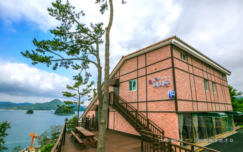 통영 비치캐슬호텔 메인 이미지